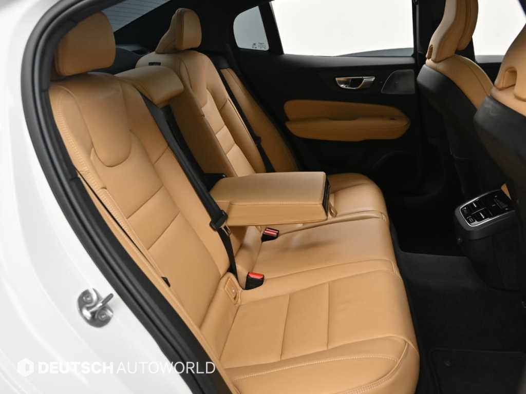 Volvo S60 — photo 12