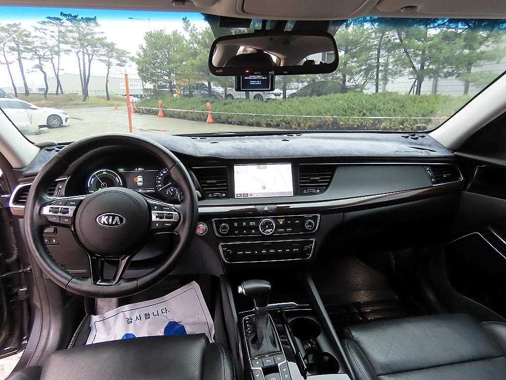 Kia K7 — photo 07