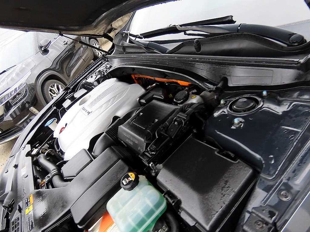 Kia K7 — photo 19