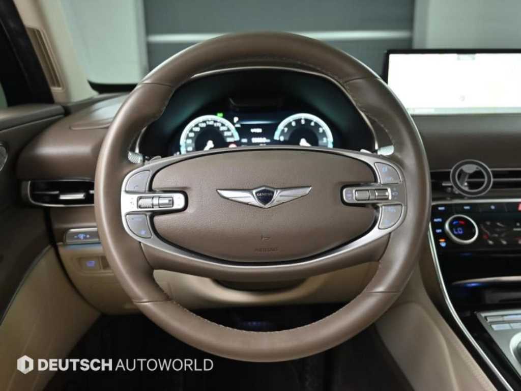 Genesis GV80 — photo 13