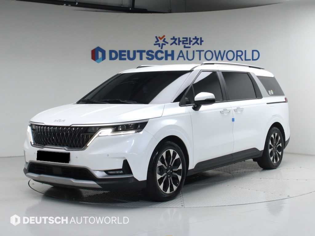 Kia Carnival — photo 01