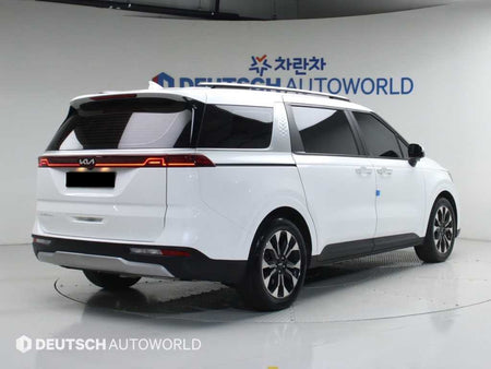 Kia Carnival — photo 02