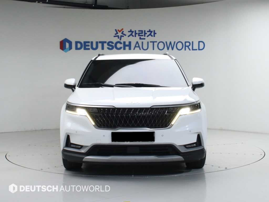 Kia Carnival — photo 03