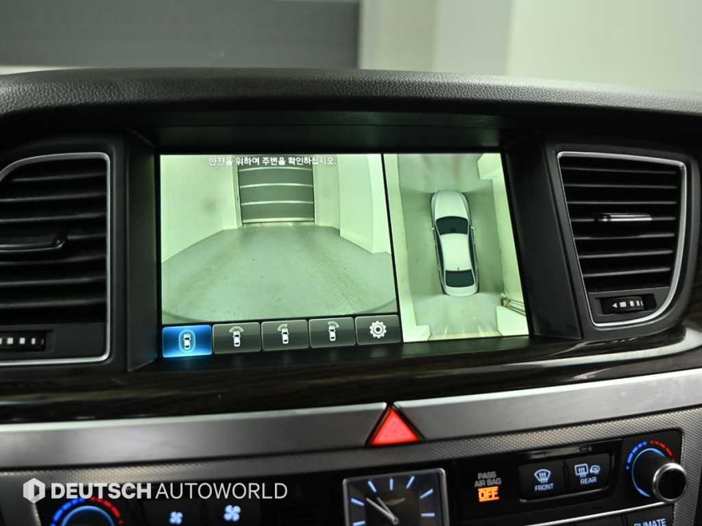 Genesis G80 — photo 15