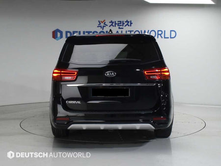 Kia Carnival — photo 04