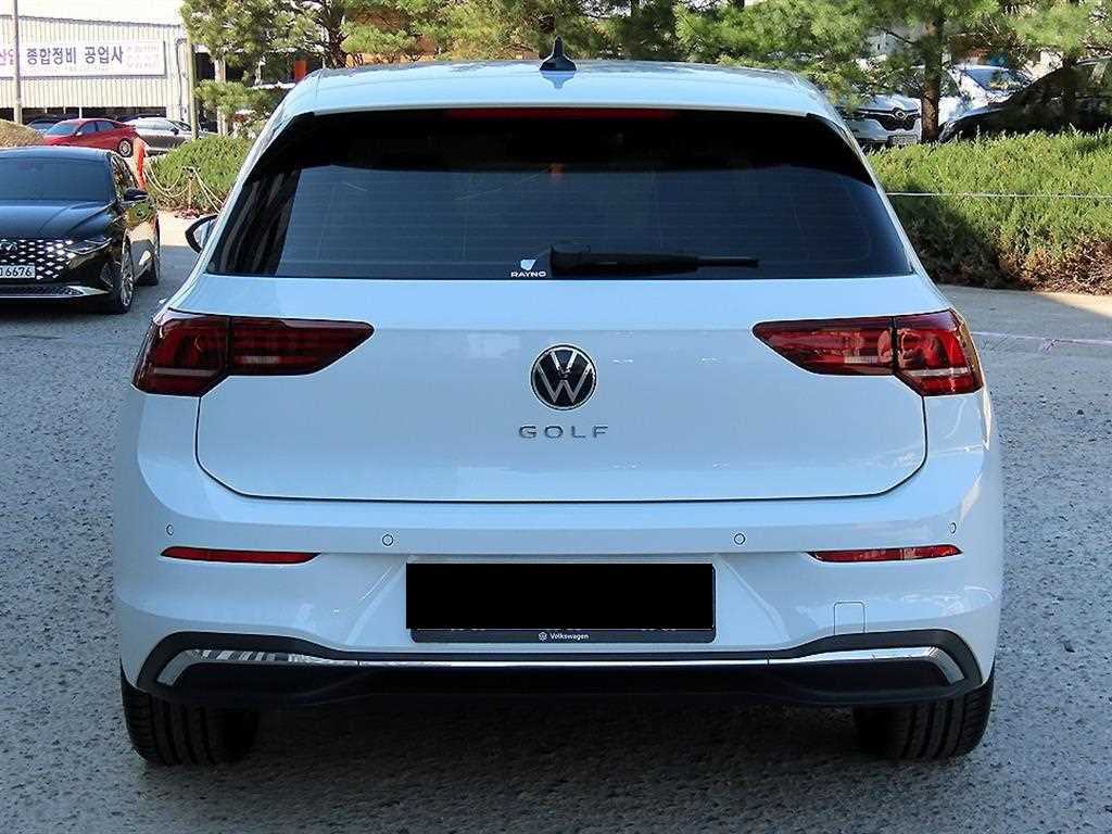 Volkswagen Golf — photo 04