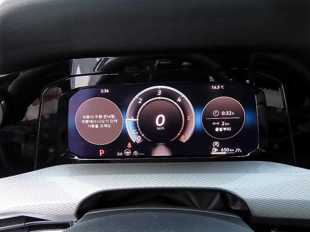 Volkswagen Golf — photo 09