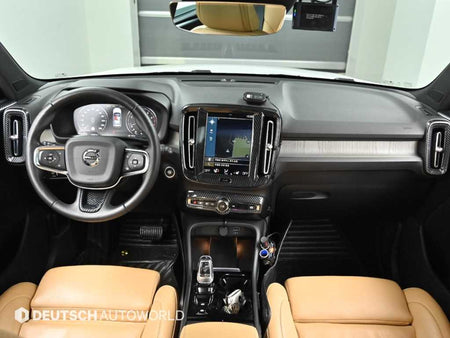Volvo XC40 — photo 07