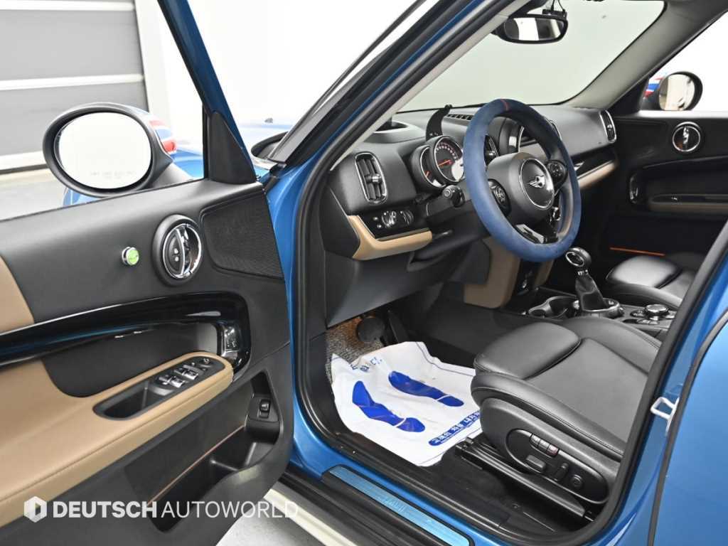 Mini Countryman — photo 11