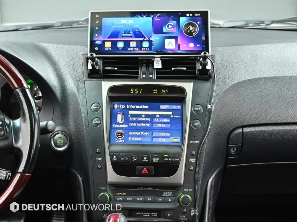 Lexus GS — photo 14