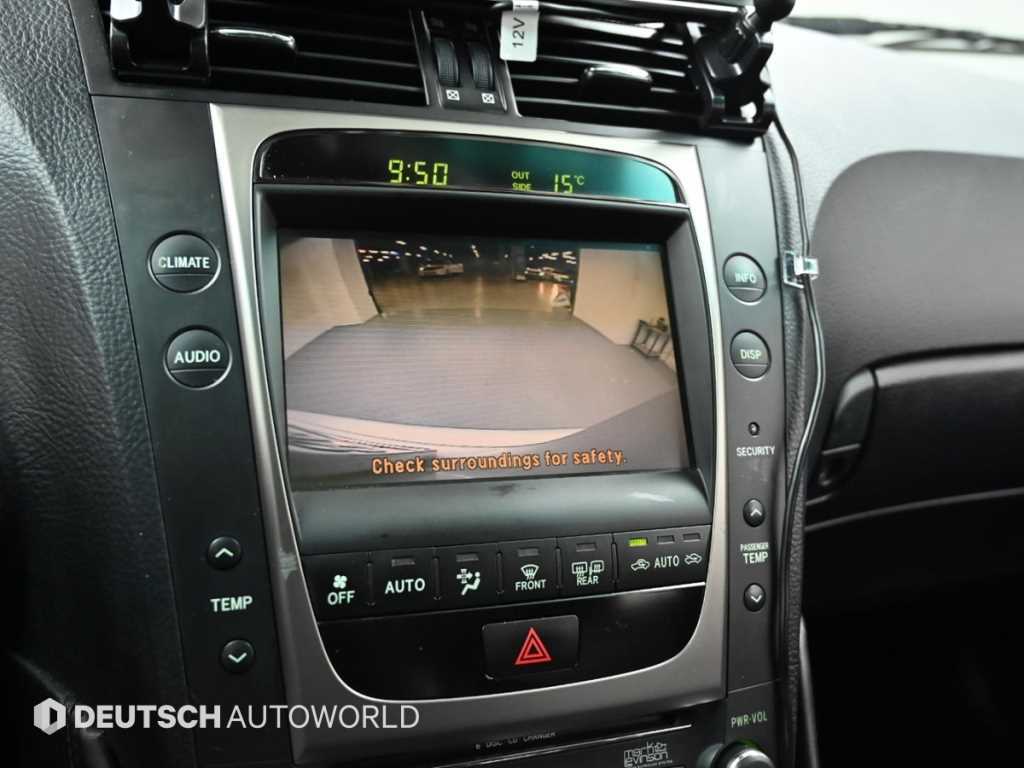 Lexus GS — photo 15