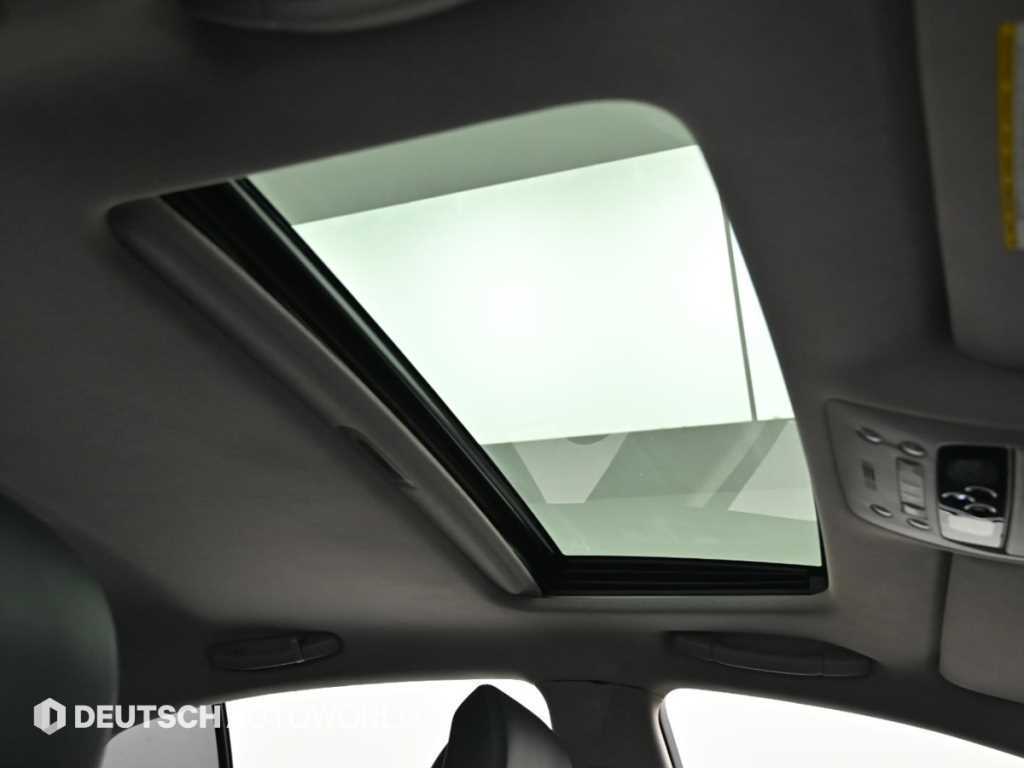Lexus GS — photo 18