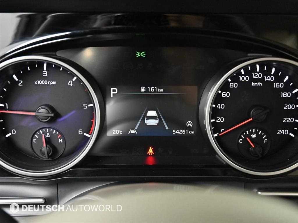 Kia Carnival — photo 08