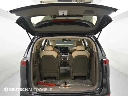 Kia Carnival — photo 19