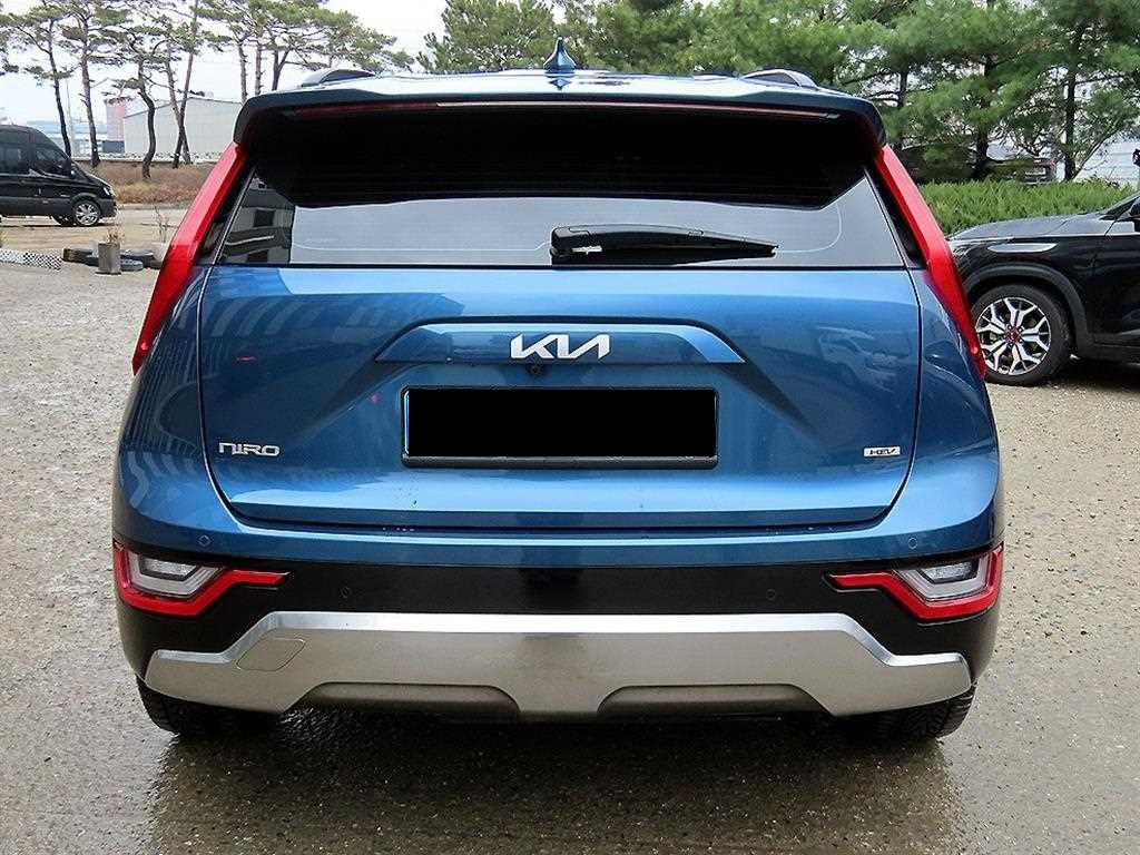 Kia Niro — photo 04