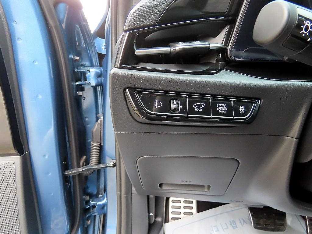 Kia Niro — photo 13