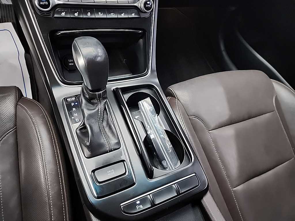 Hyundai Grandeur — photo 08