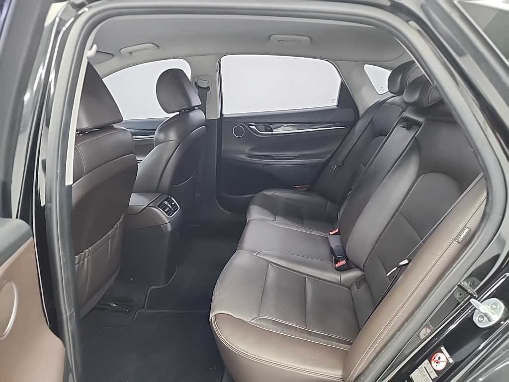 Hyundai Grandeur — photo 12