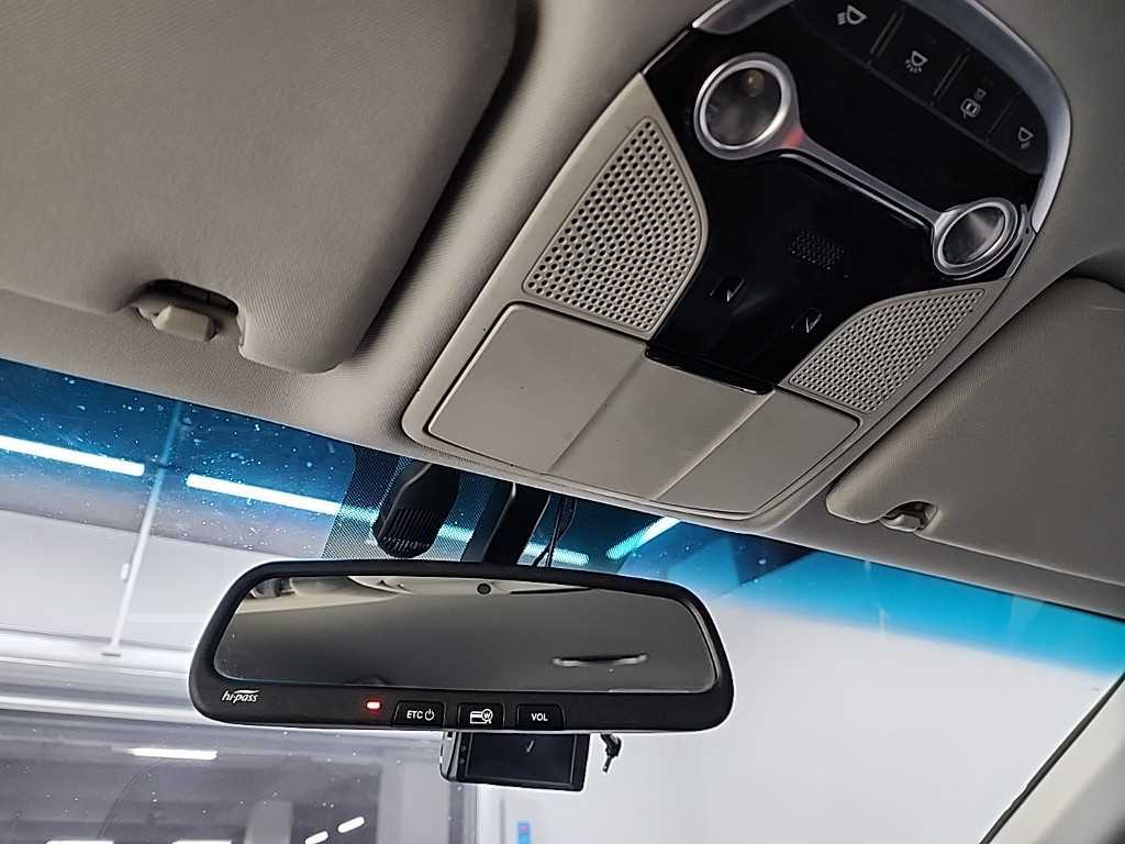 Hyundai Grandeur — photo 16
