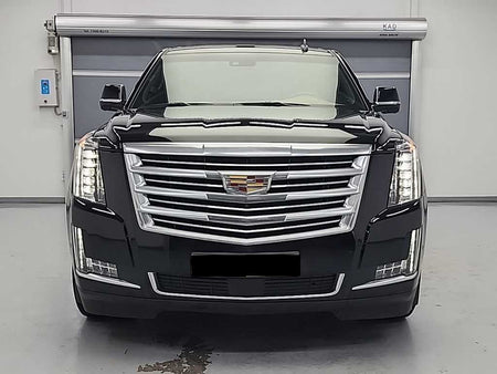 Cadillac Escalade — photo 02