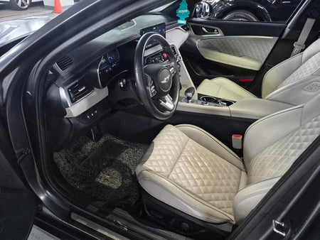 Genesis G70 — photo 08