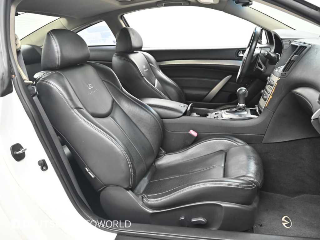 Infiniti G — photo 10