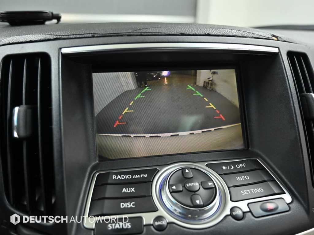 Infiniti G — photo 15
