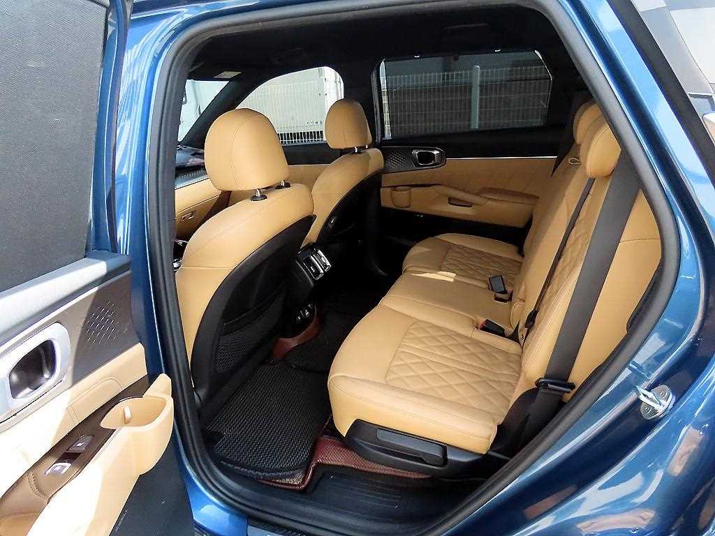 Kia Sorento — photo 06