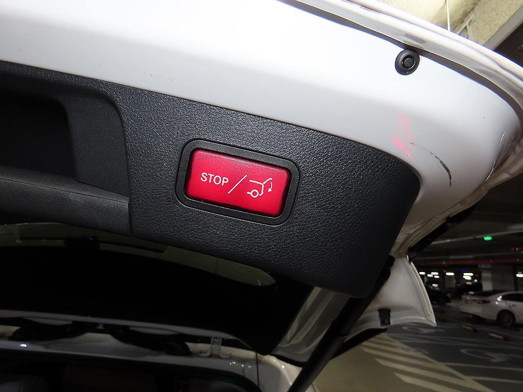 Mercedes-Benz GLA-Class — photo 16