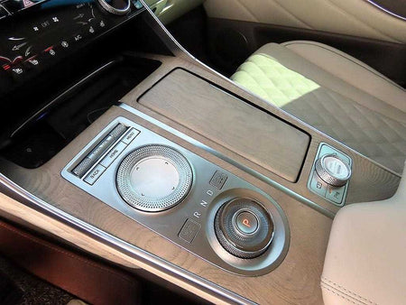 Genesis GV80 — photo 11