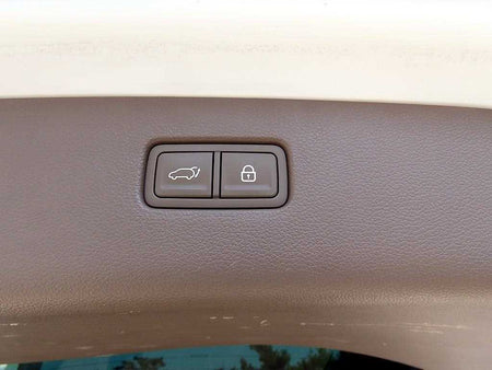 Genesis GV80 — photo 14