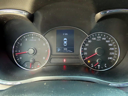 Kia K3 — photo 09