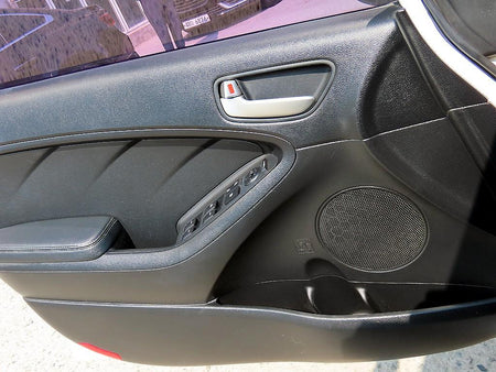 Kia K3 — photo 11