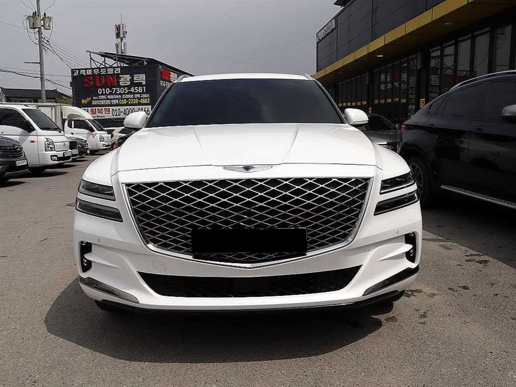Genesis GV80 — photo 01