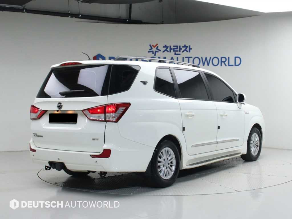 KGM KORANDO — photo 02