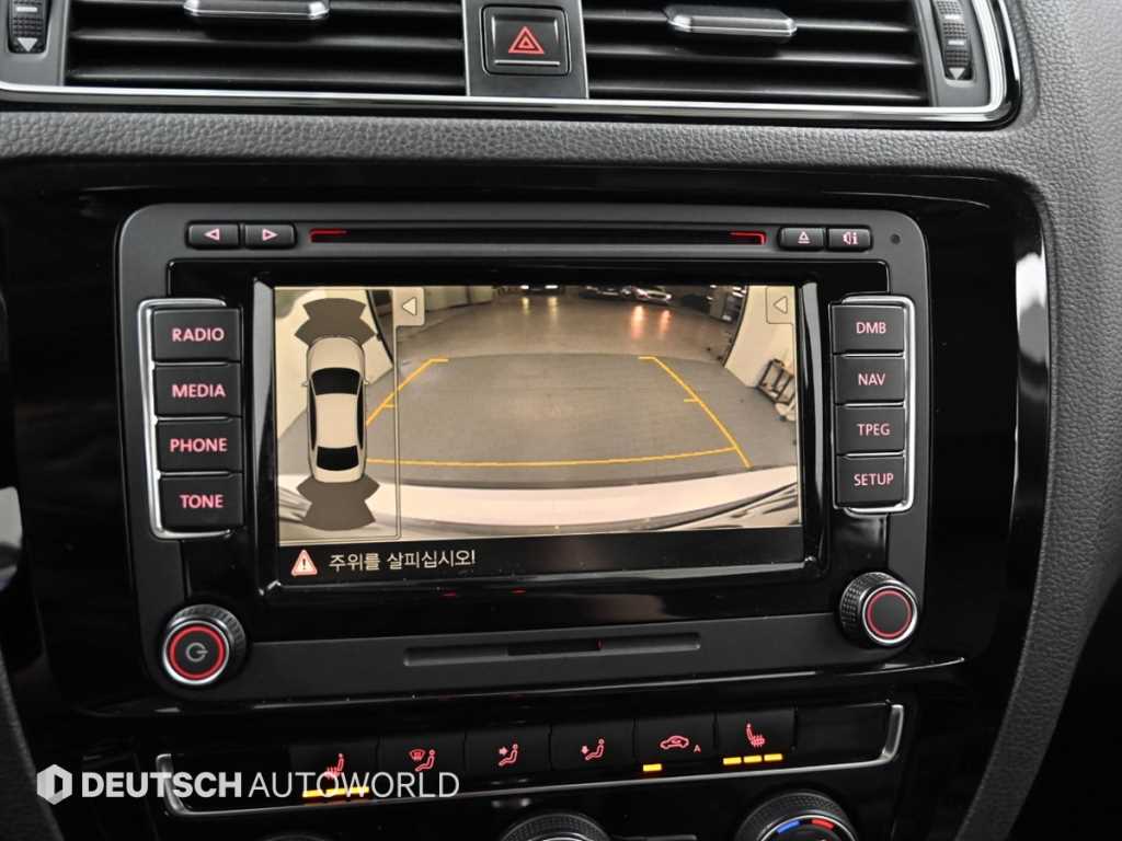 Volkswagen Jetta — photo 15