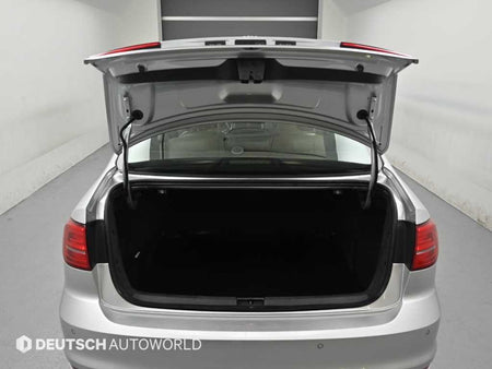 Volkswagen Jetta — photo 19
