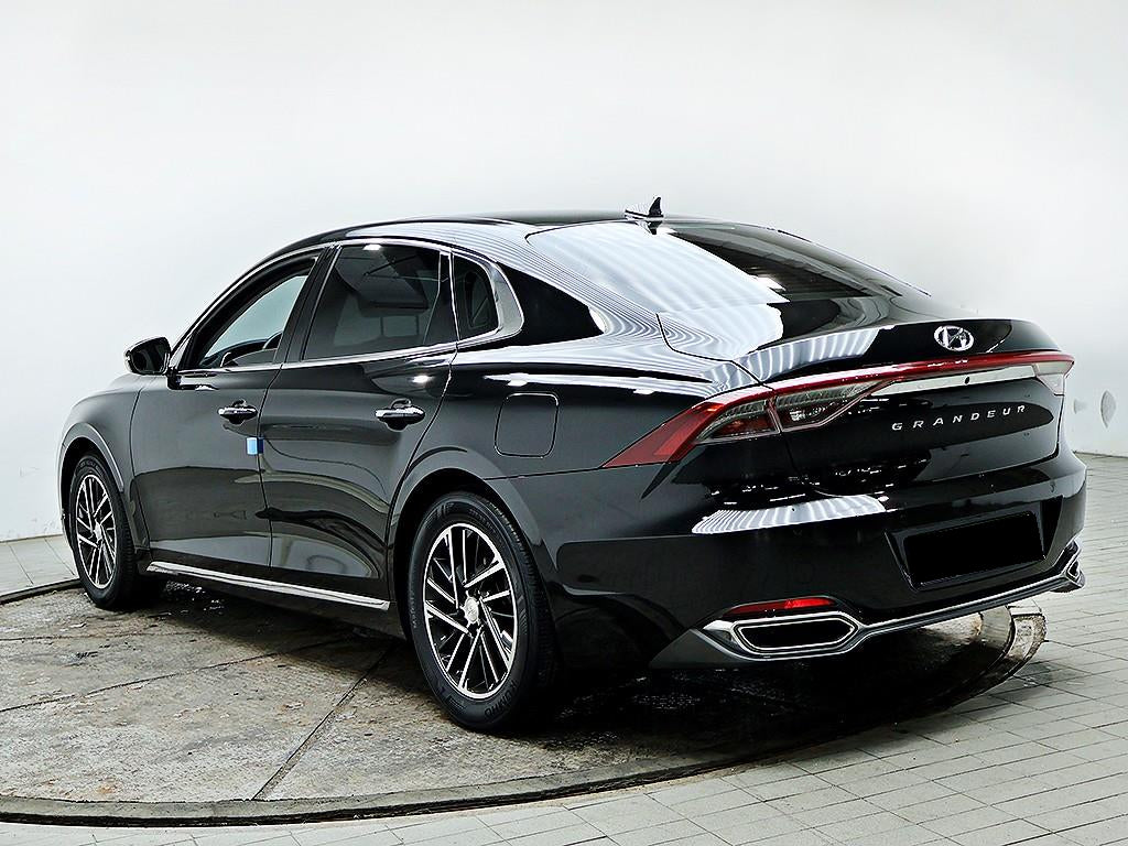 Hyundai Grandeur — photo 04