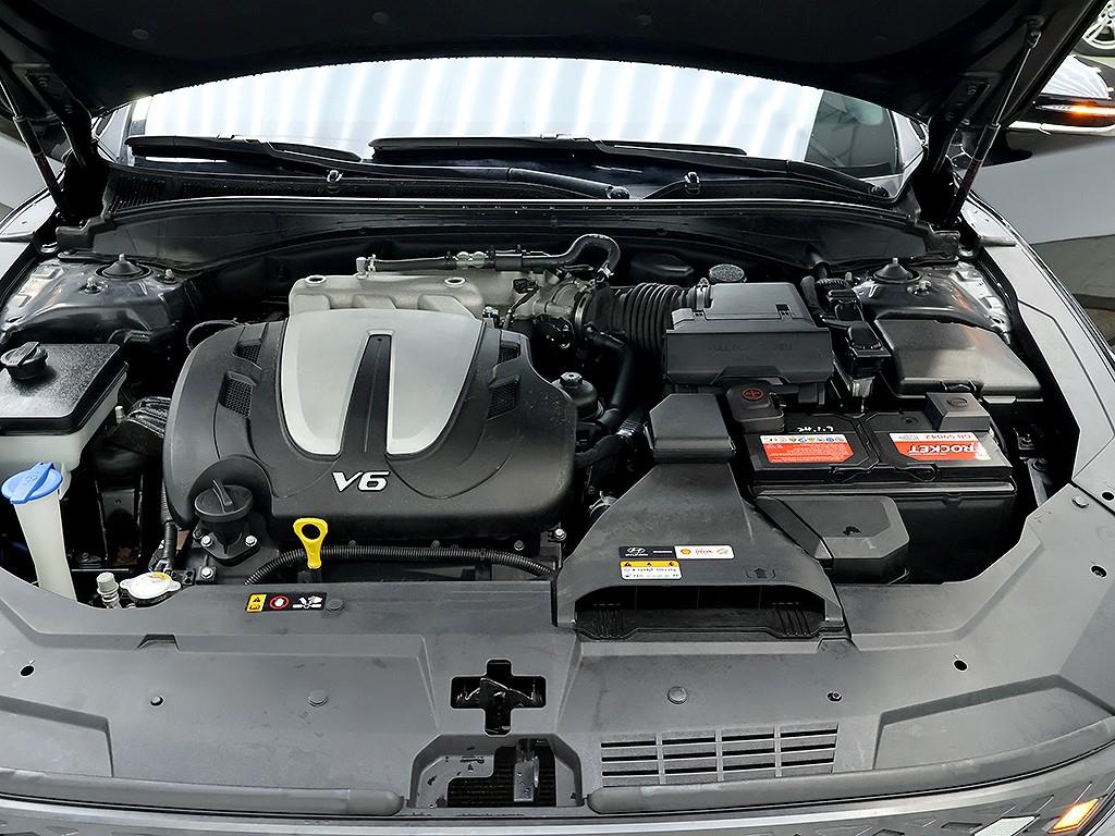 Hyundai Grandeur — photo 07