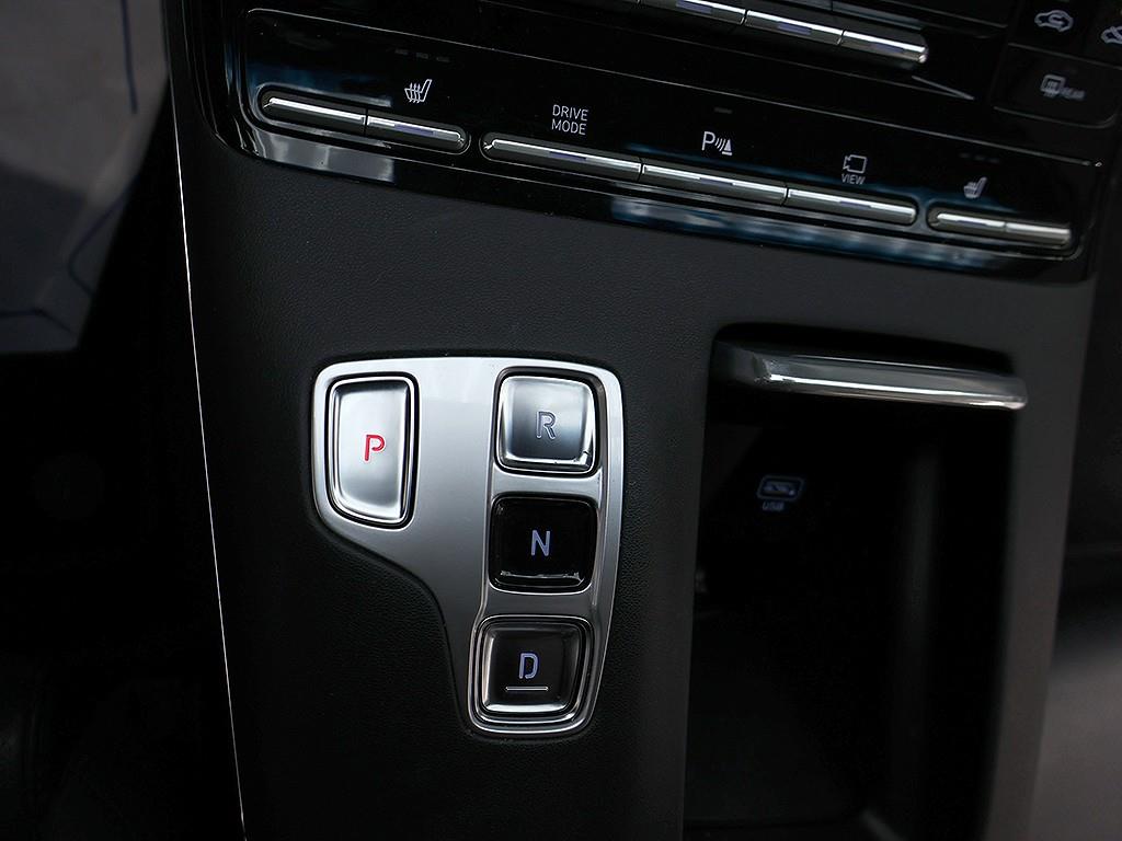 Hyundai Grandeur — photo 10