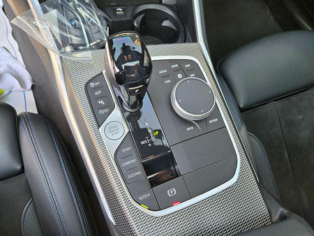 BMW 3-Series — photo 11
