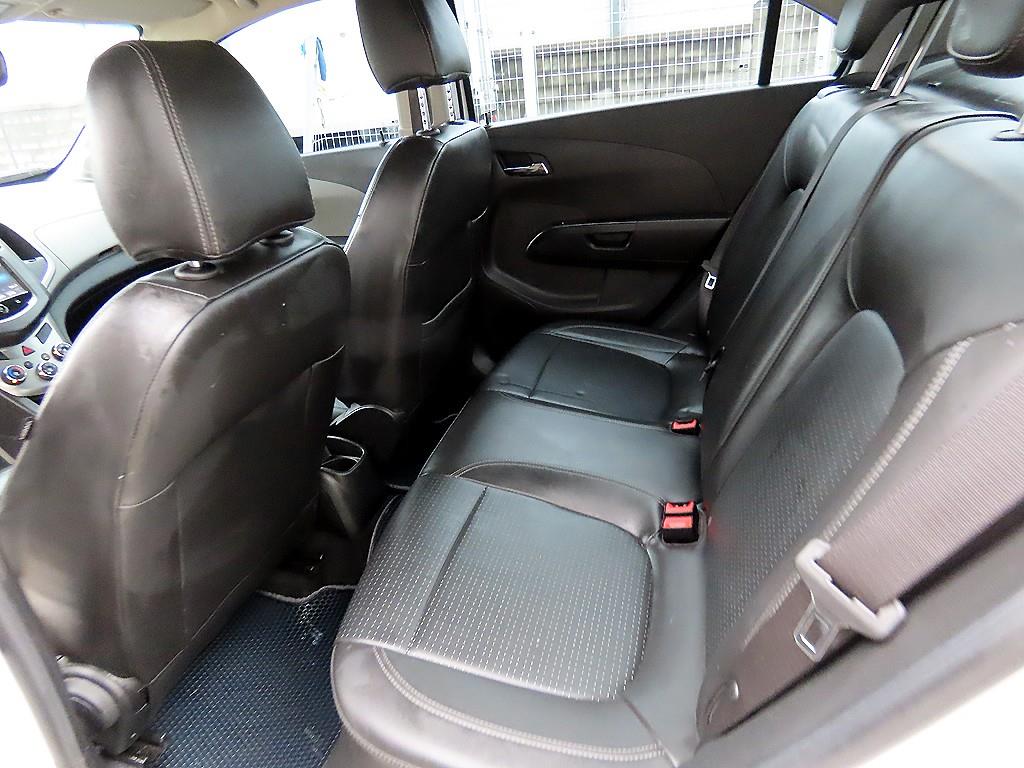 CHEVROLET Aveo — photo 06