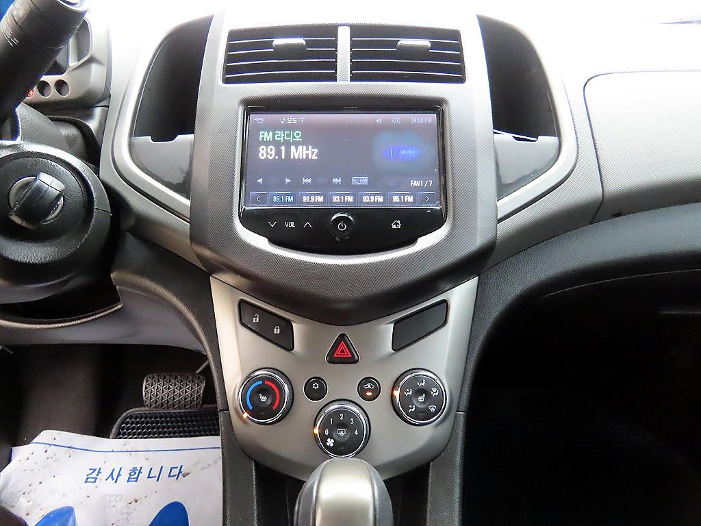 CHEVROLET Aveo — photo 12
