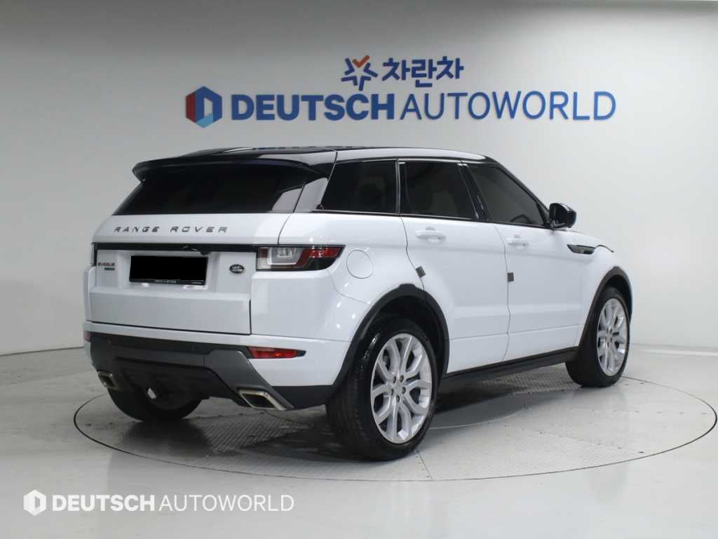 Land Rover Range Rover Evoque — photo 02