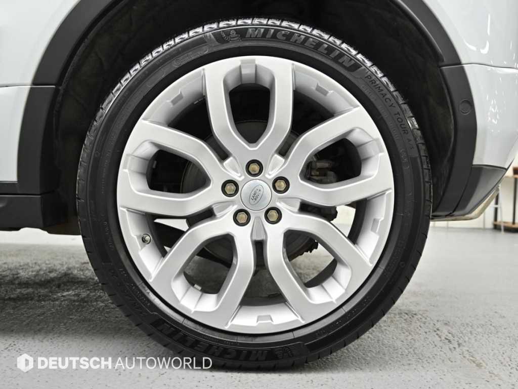 Land Rover Range Rover Evoque — photo 05