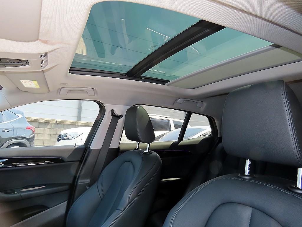 BMW X2 (F39) — photo 16