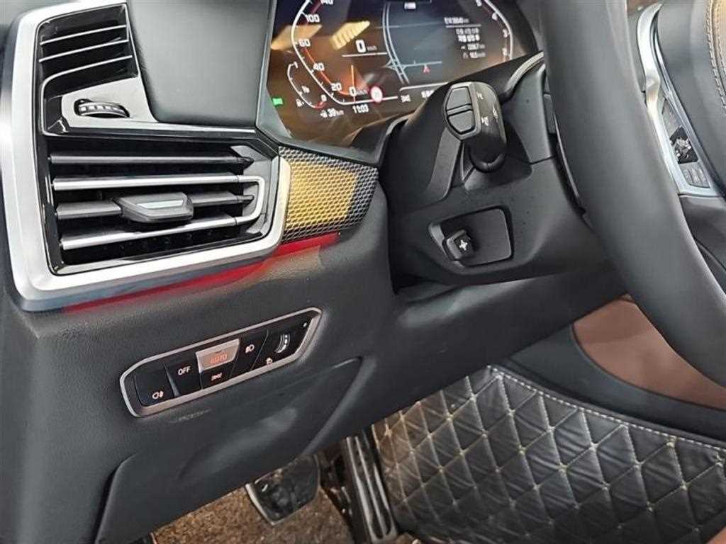 BMW X6 — photo 16