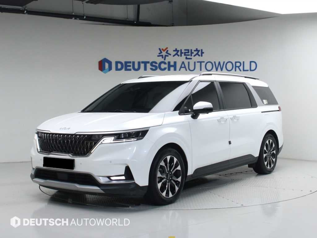Kia Carnival — photo 01
