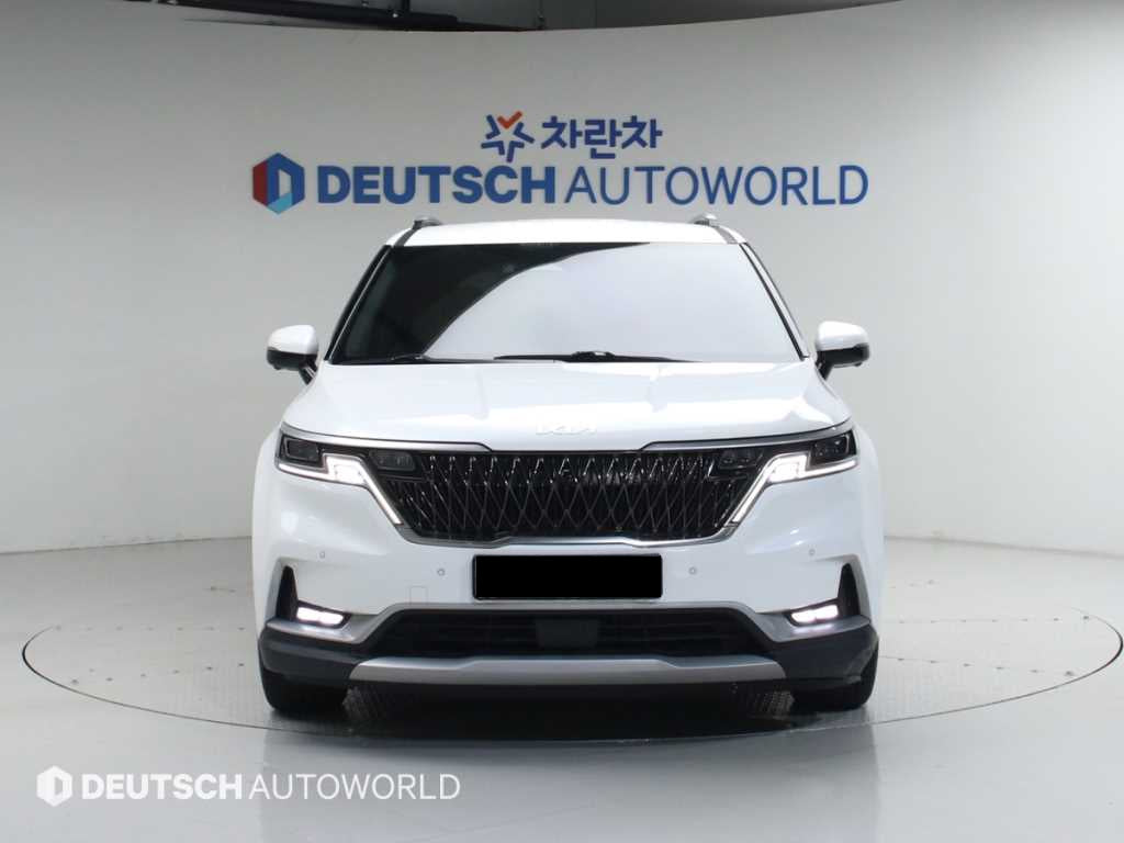 Kia Carnival — photo 03
