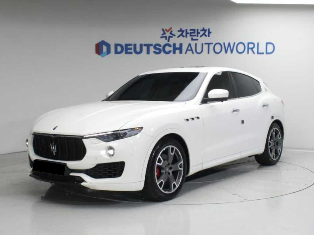 Maserati Levante — photo 01
